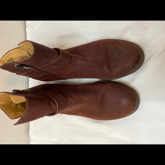 Franco Sarto Shoes - Franco Sarto Hardwick Booties Burgundy Size:7